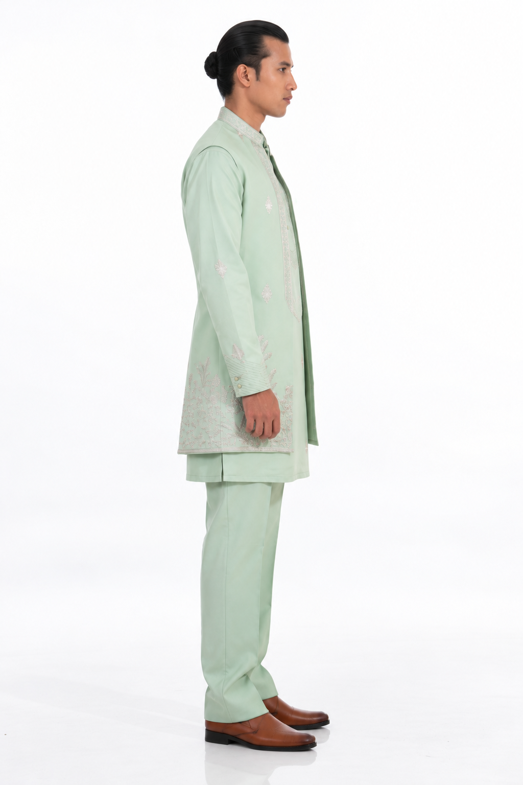 Pista Embroidered Indo Western Set