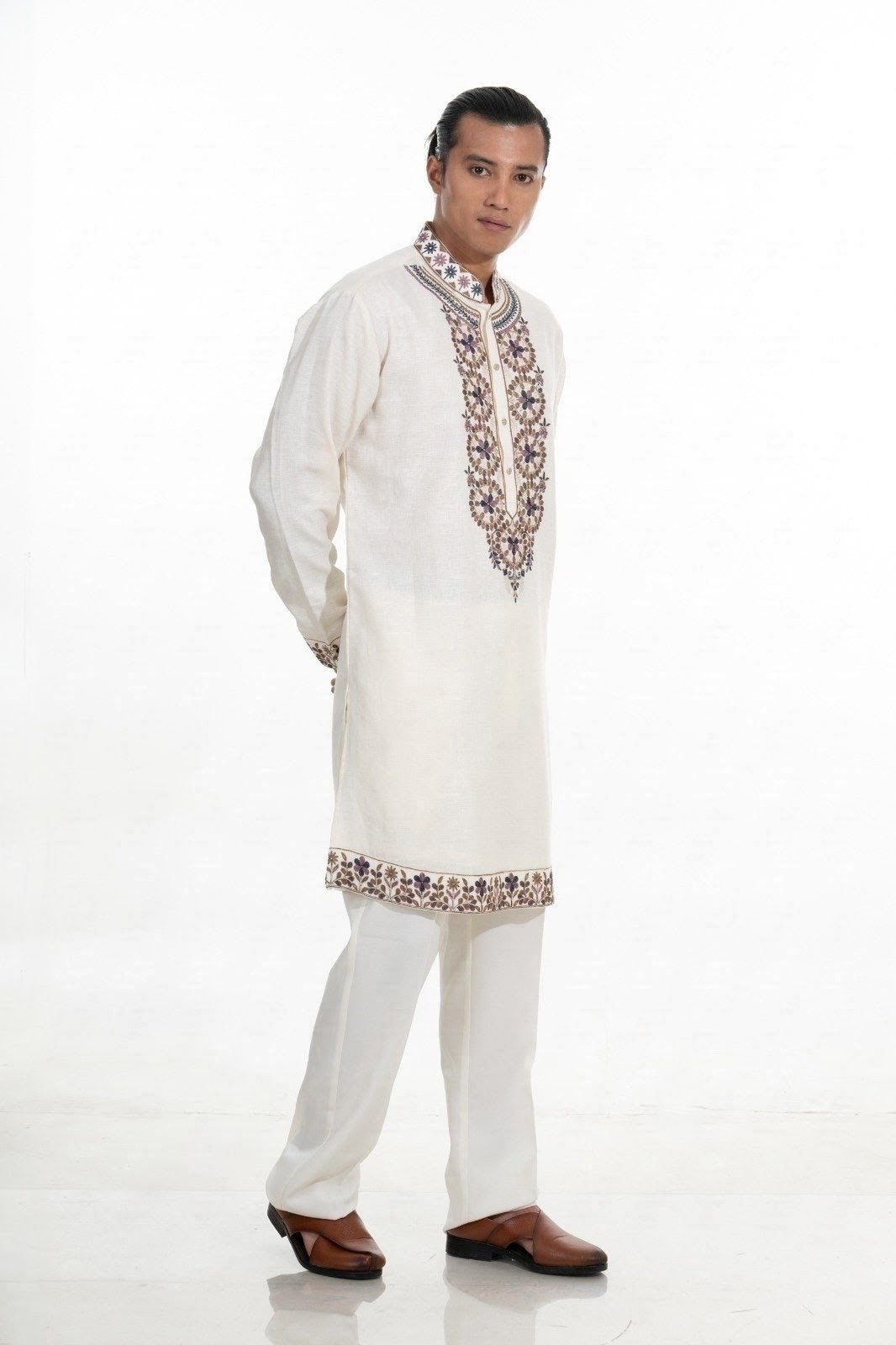 Cream Kashmiri Embroidered Kurta Set