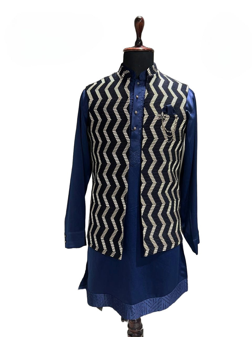 ?Blue Shrug Kurta Set