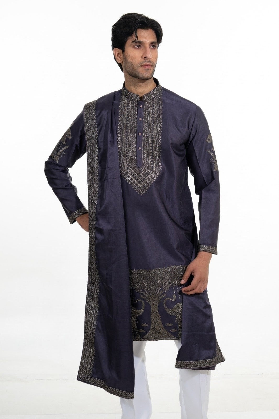 Midnight Indigo Heritage Motif Kurta Set with Embroidered Stole